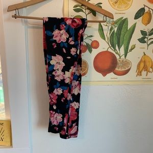 Floral leggings